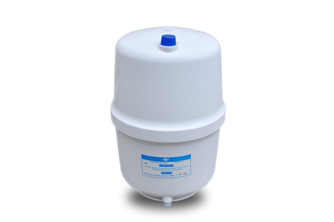 weißer Volumen-kompakte Größen-Entwurf Plastik-3.2G RO-Wasserbehälter-0.03Cbm